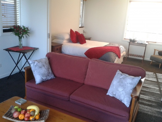 Mahurangi West Wing - Bed and Breakfast