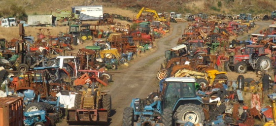 Manawatu Tractor Dismantlers - Tractor Parts And Dismantlers in NZ